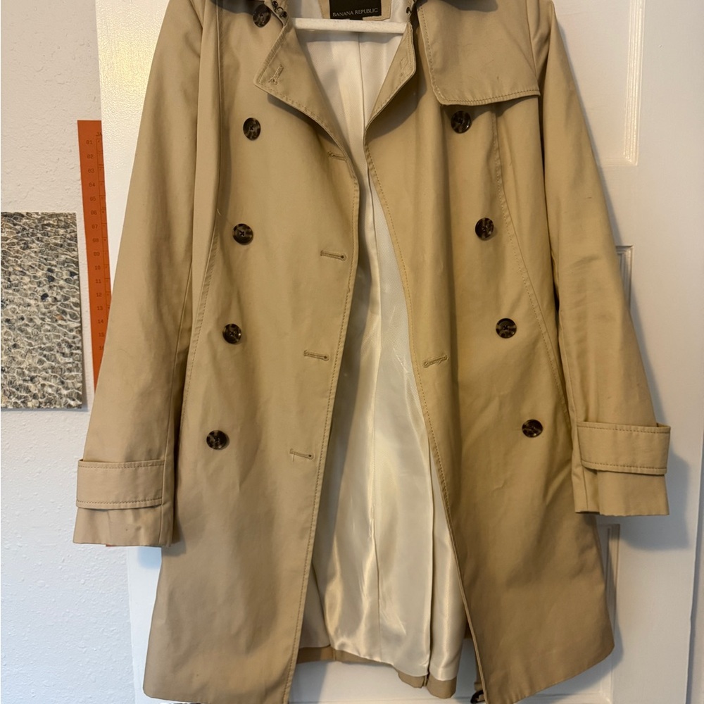 Vintage Belted Banana Republic Tan Trench Coat